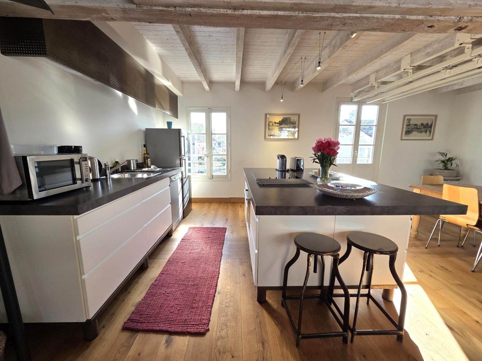 Quai 3 Loft Moderne Et Lumineux Les Pieds Dans L'Eau Jarnac Exterior foto